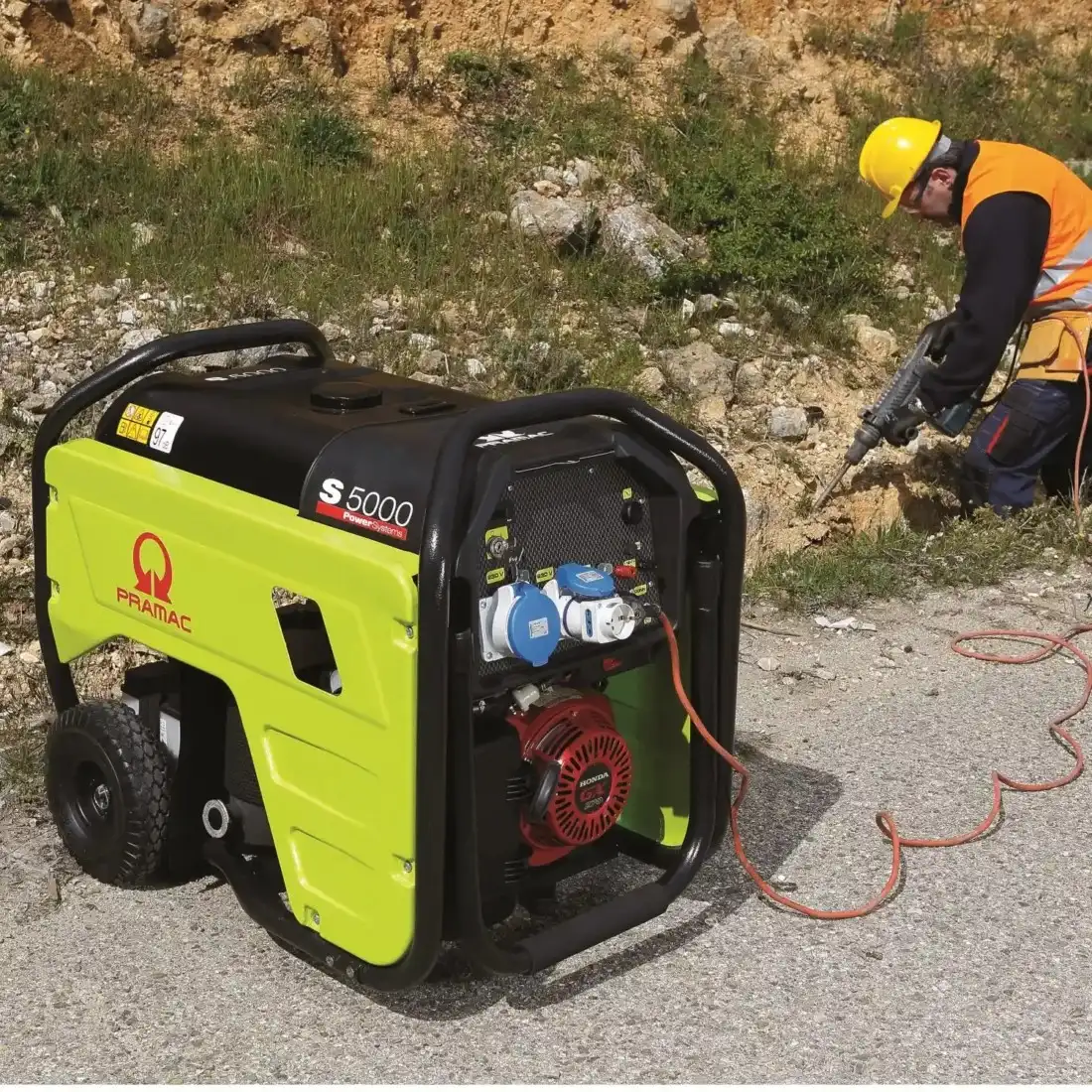Pramac S5000 AVR 230V +CONN 4.8kW Long Run Petrol Generator